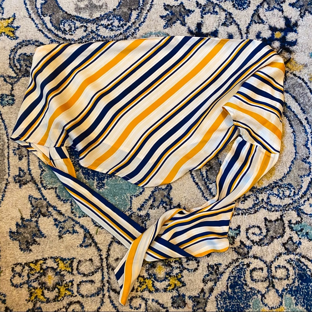 NWOT Forever 21 Strapless Scarf Top